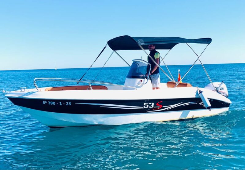 Benalmádena: Boat Rental without License - Benalmádena: A License-Free Water Adventure Worth Trying