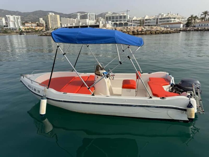 Benalmádena: Boat Rentals License-Free, Fish & Dolphins - Flexible Itinerary with Stops for Swimming and Wildlife Watching