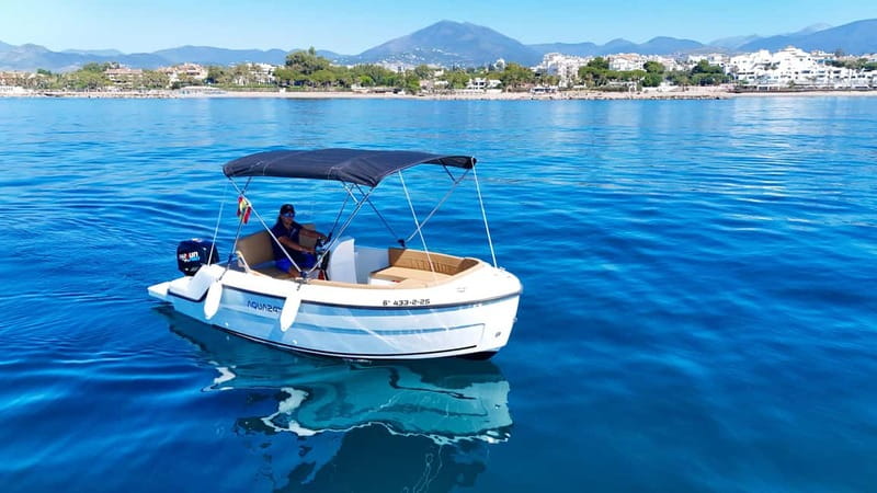 Benalmádena: license-Free Rent Boat for Dolphin Watching - Safety and Practicalities During Your Rental