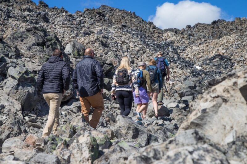 Bend: Half-Day Volcano Tour - Physical Requirements and Accessibility