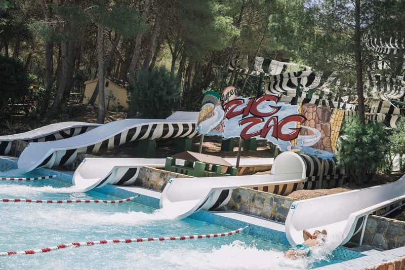 Benidorm: Aqualandia Entry w/Optional Mundomar Combo Ticket - Food and Beverage at the Park