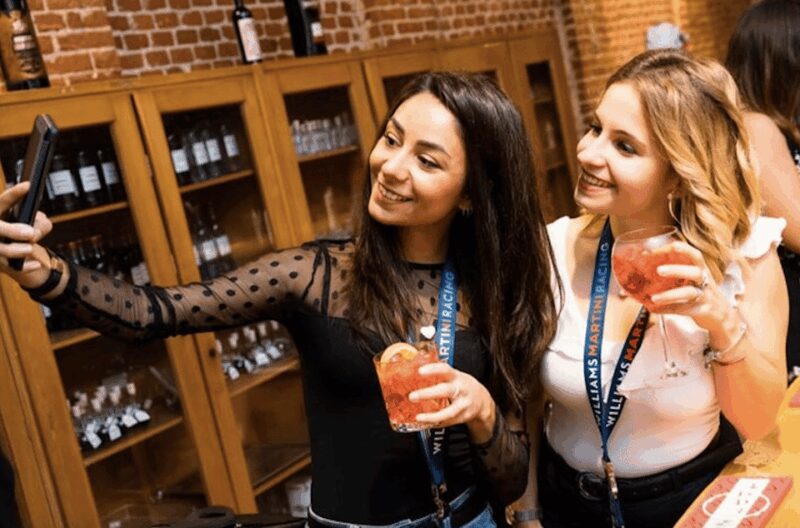 Benidorm Club Crawl, Drinking Games, VIP Entry & Party Hosts - Key Points