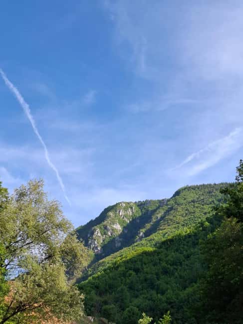 Bentbaa: Guided Walking Tour - Enjoying the Miljacka River Stroll