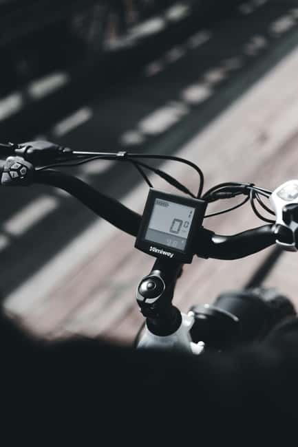 Bergamo and Città Alta: Guided Tour by E-BIKE - Highlights of the Route and Stops