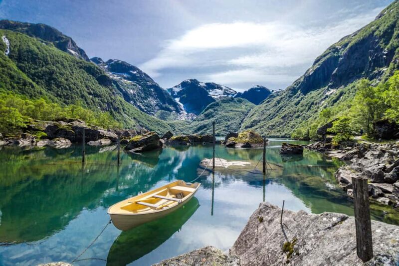 Bergen: Bondhus Glacier Lake & Rosendal Guided Day Trip - Cruising Across the Hardangerfjord’s Dramatic Waters