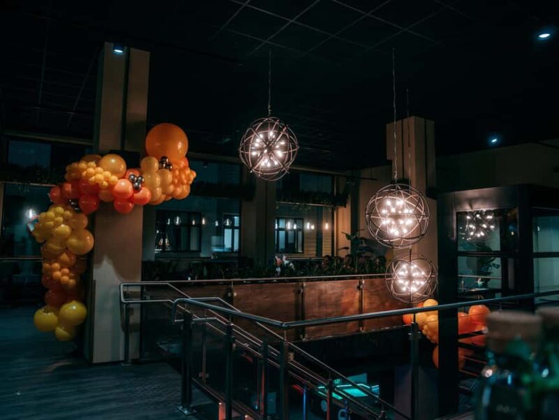 Bergen: High-Tech Minigolf in Top Bergen Activity Bar! - Bergen’s Innovative High-Tech Minigolf and Activity Bar