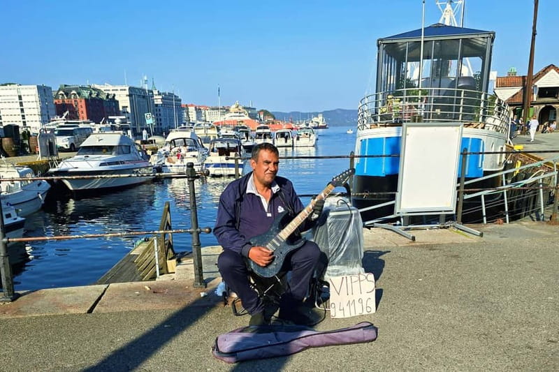 Bergen Like a Local: Culture, Views, and the Stave Church - Historic Beer Tasting: Sipping Royal History