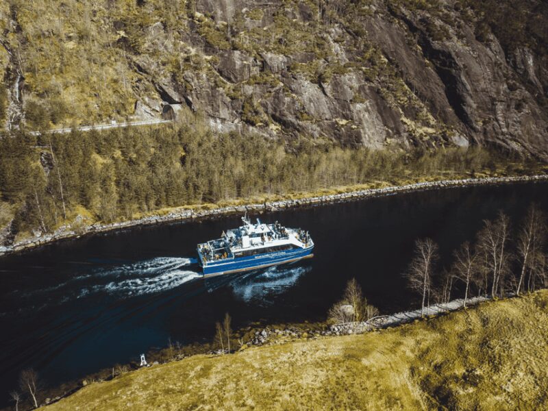 Bergen: Mostraumen Fjord Cruise - The Local Operator - The Crew’s Knowledge and Friendliness