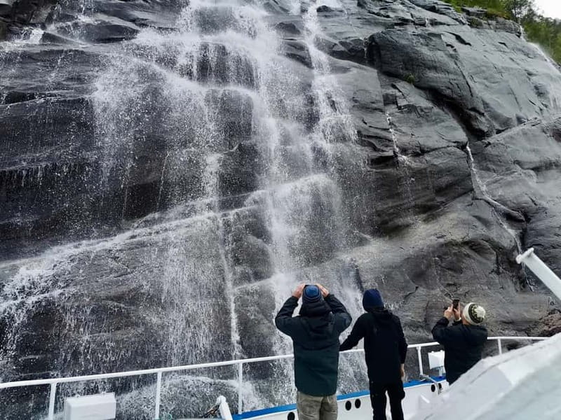Bergen: Mostraumen Fjord Cruise with Local Guide - Experiencing the Mostraumen Tidal Stream