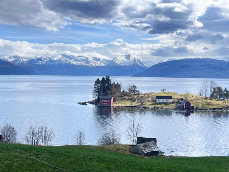 Bergen: Private City Tour with the Best of Hardangerfjord - Key Points