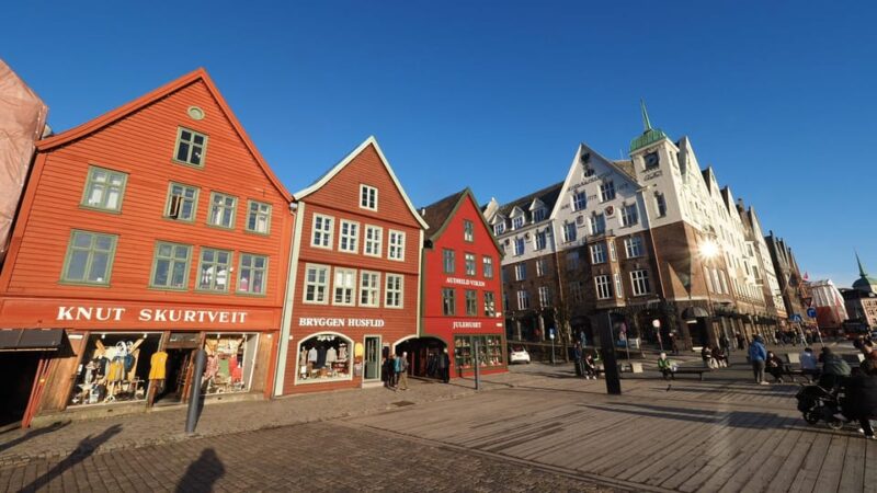 Bergen: Private tour in your own language - Key Points