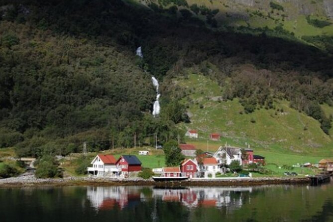 Bergen to Flam "The King of Fjords" One-Way or Round-Trip Cruise Ticket - Practical Tips for the Cruise Experience
