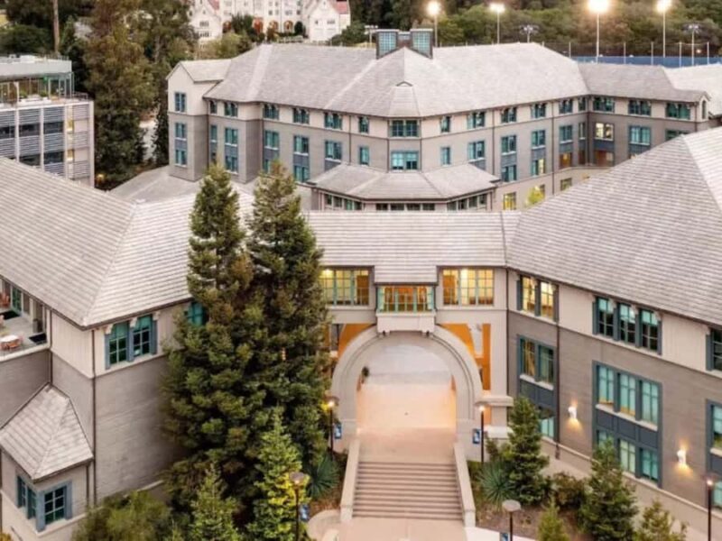 Berkeley: UC Berkeley Campus Guided Walking Tour - Visiting the College of Letters and Science, Engineering, and Haas School