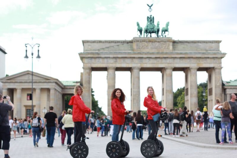 Berlin: 1-Hour Segway Tour - Modern Architecture and Entertainment Complexes