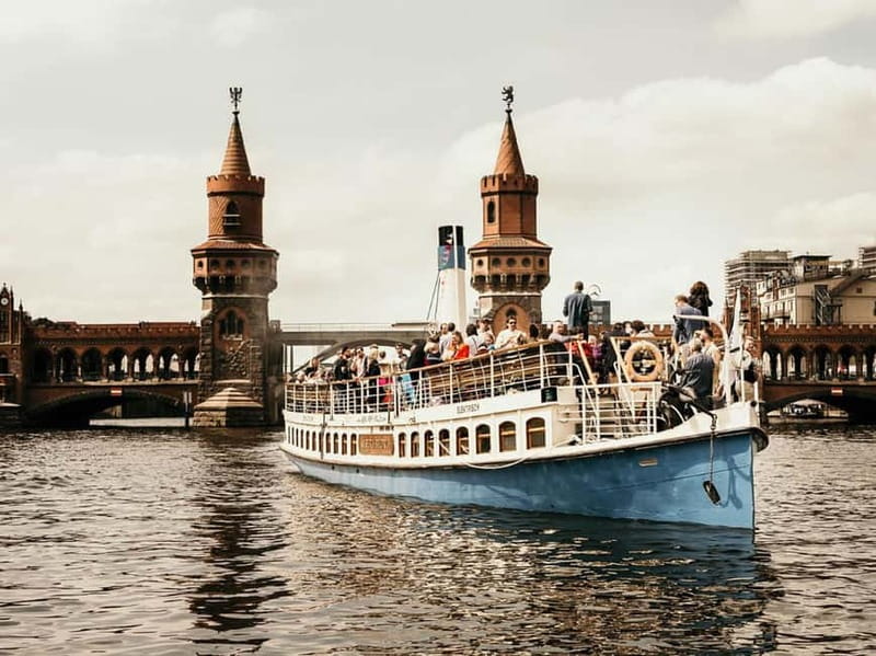 Berlin: 2.5-Hour Beer & Sunset Sightseeing Boat Cruise - The Scenic Itinerary and Key Landmarks Along the Route