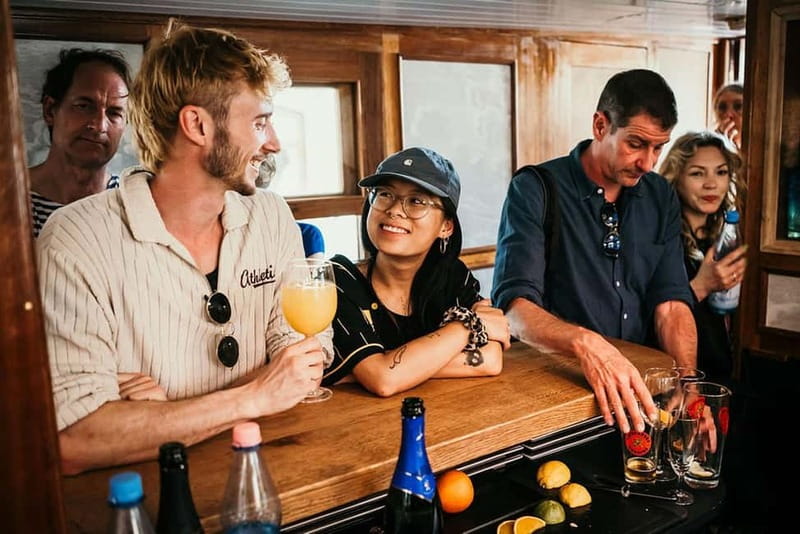 Berlin: 2.5-Hour Beer & Sunset Sightseeing Boat Cruise - The Route’s Notable Stops and Pass-By Highlights