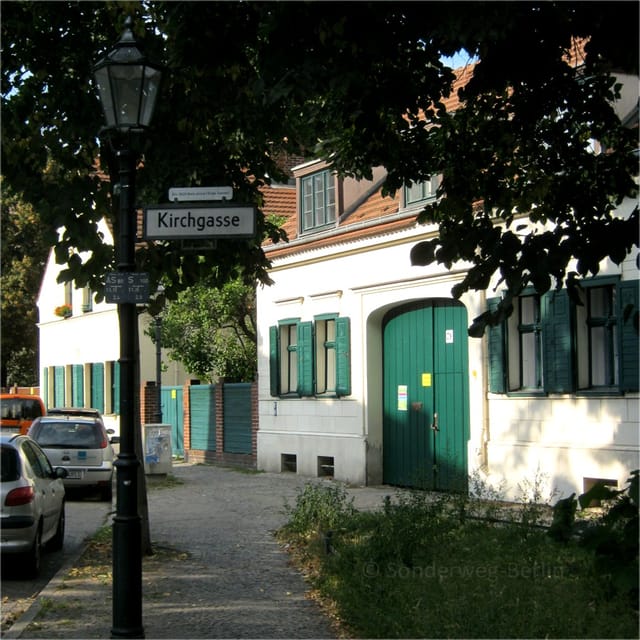 Berlin: 2.5-Hour Neighborhood Tour of Neukölln - Architectural Highlights of Neukölln
