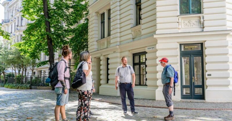 Berlin: 2.5-Hour Walking Tour through Kreuzberg 61 - Discover Alternative Berlin on a 2.5-Hour Walk Through Kreuzberg 61