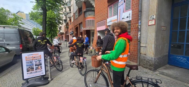 Berlin: 3.5-hour bike tour  A journey through time in the capital - Why This Tour Is a Great Choice for History Buffs and Casual Sightseers