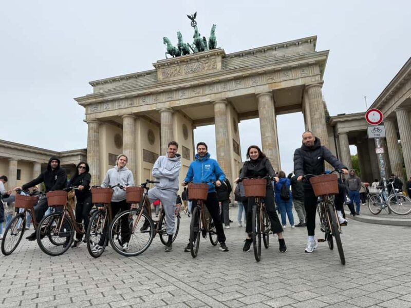 Berlin: 3.5-hour bike tour  A journey through time in the capital - Frequently Asked Questions
