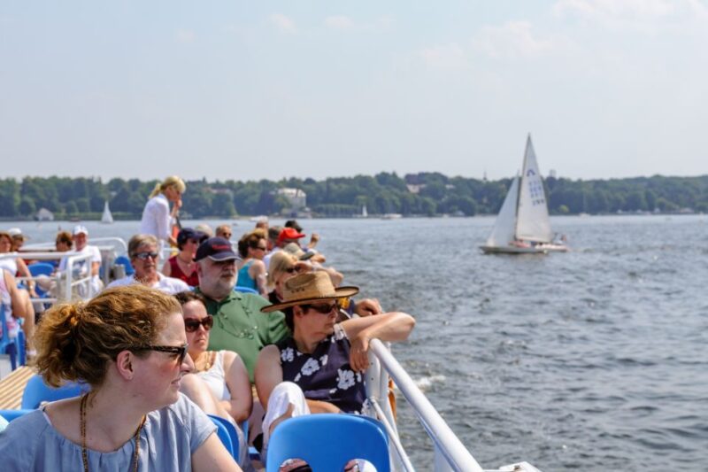 Berlin: 3-Hour World Heritage Cruise to Potsdam - Passing the Glienicke Bridge and Friendship Island