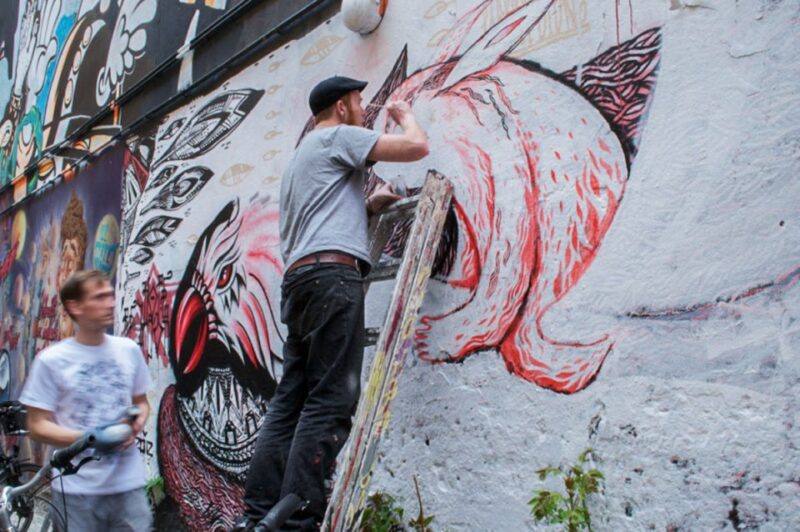 Berlin: Alternative Berlin Walking Tour - The Expertise and Style of Guides