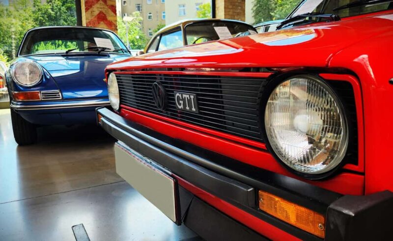 Berlin: Automobile History Tour with Classic Car Visit - Visiting a Showroom: Future Mobility and Chinese Industry