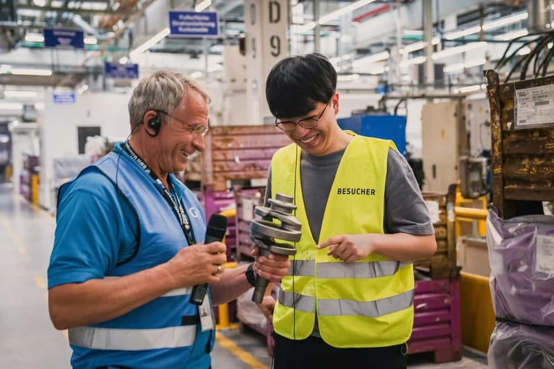 Berlin: BMW Motorrad Production  See How Bikes Are Built - The Assembly Line and Production Speed