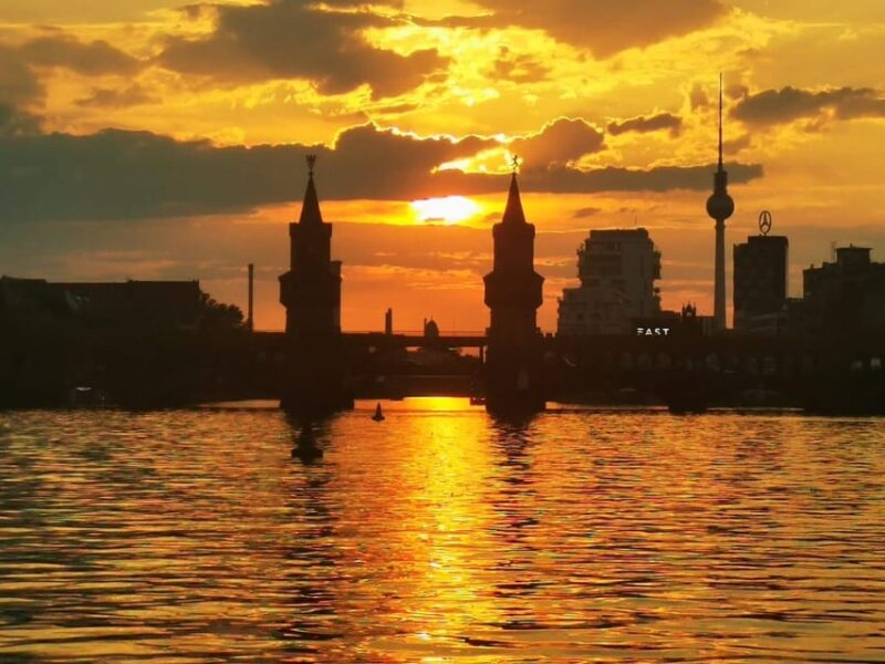 Berlin Boat Tour | Sunset Tour with Solar Ship | Sightseeing Spree - Key Points
