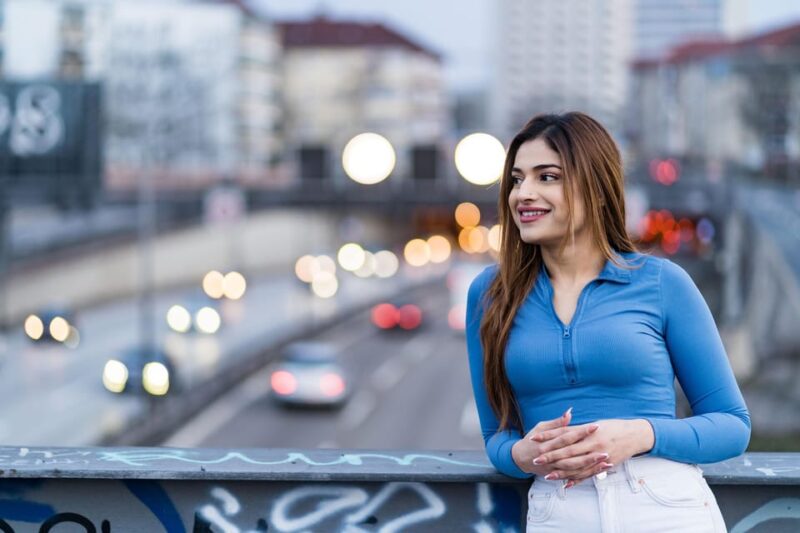 Berlin by Night: Private Photoshoot at Illuminated Cityscape - What the Photoshoot Includes and How It Works