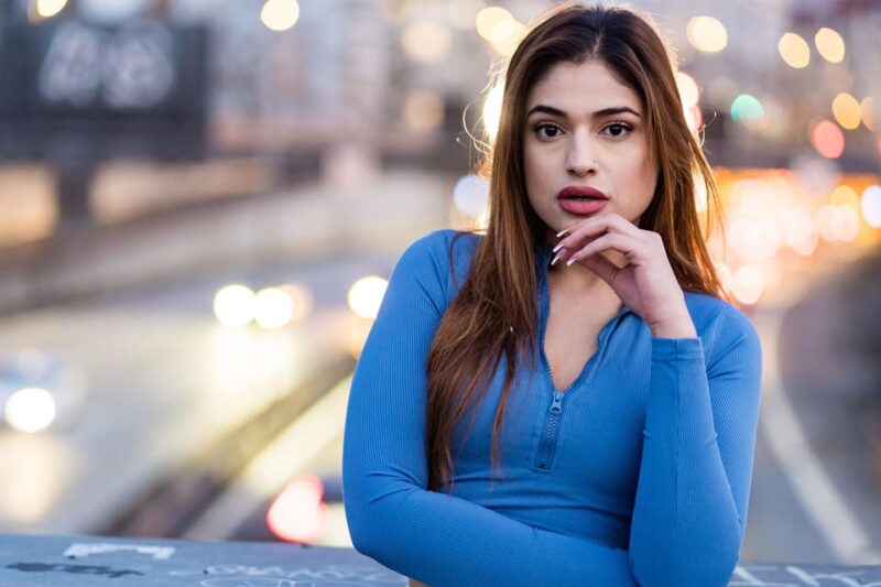 Berlin by Night: Private Photoshoot at Illuminated Cityscape - The Iconic Stops: From Sanchi Gate to Brandenburg Gate