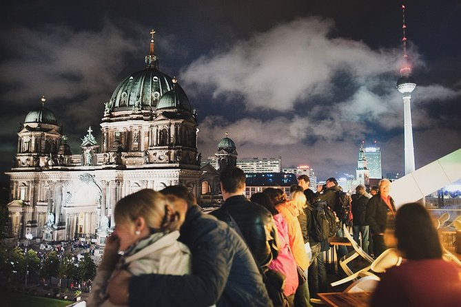 Berlin by Night Private Tour - All Must-See Sites Magically Lit Up at Night - Key Points