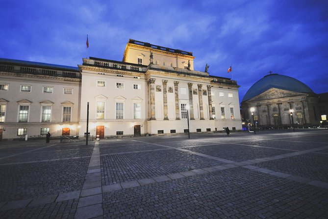 Berlin by Night Private Tour - All Must-See Sites Magically Lit Up at Night - Discover Berlin’s Historic Landmarks Like the Rotes Rathaus