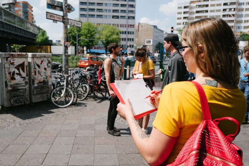 Berlin Challenges for teams with a live host and photo proof - Interactive Challenges and Task Variety