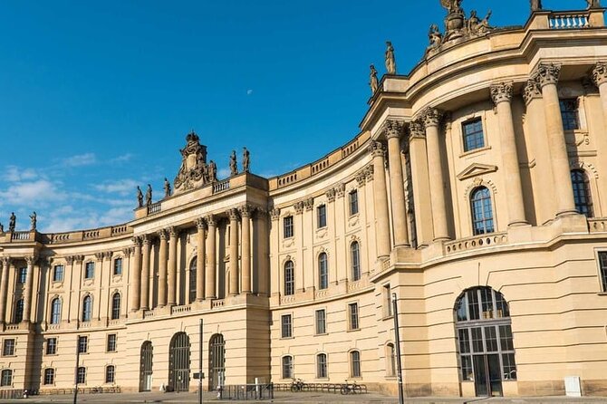 Berlin City Tour and Exploration Phone Game - Exploring Museum Islands Cultural Treasures