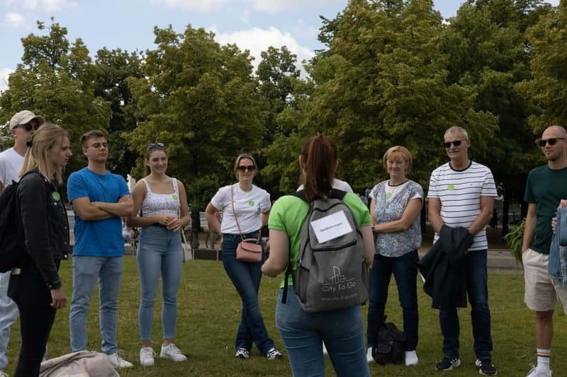 Berlin: City tour - Best of Berlin - Admiring the Berlin TV Tower and Skyline Views