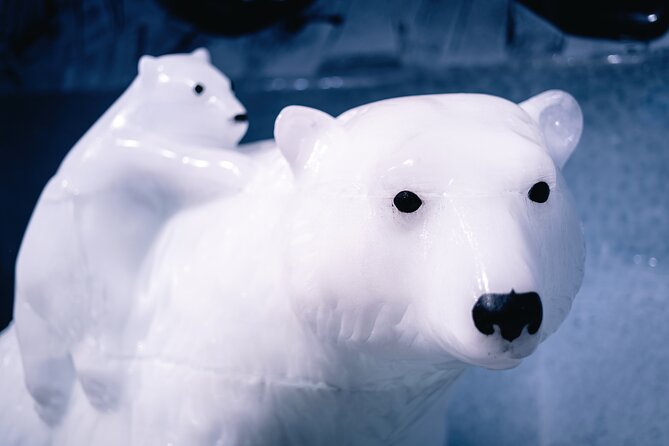 Berlin Combo: Hop-On-Hop-Off Bus and Icebar Ticket - Explore Berlin Easily with the Combo Ticket for $45.38