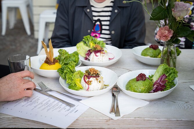 Berlin Culinary Experience: A Regional and Cultural Food Tour - Exploring Prenzlauer Berg: A Neighborhood of Contrasts