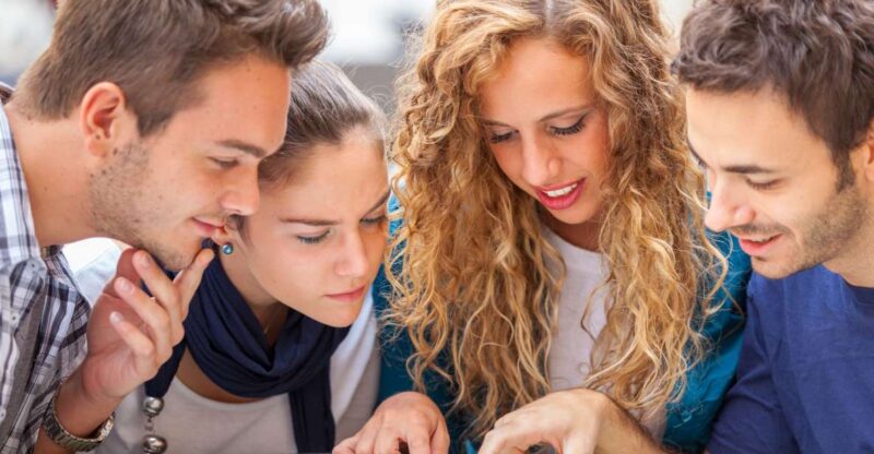 Berlin: Day Trip to Potsdam & Sanssouci Palace Guided Tour - Inside the UNESCO World Heritage Sanssouci Palace