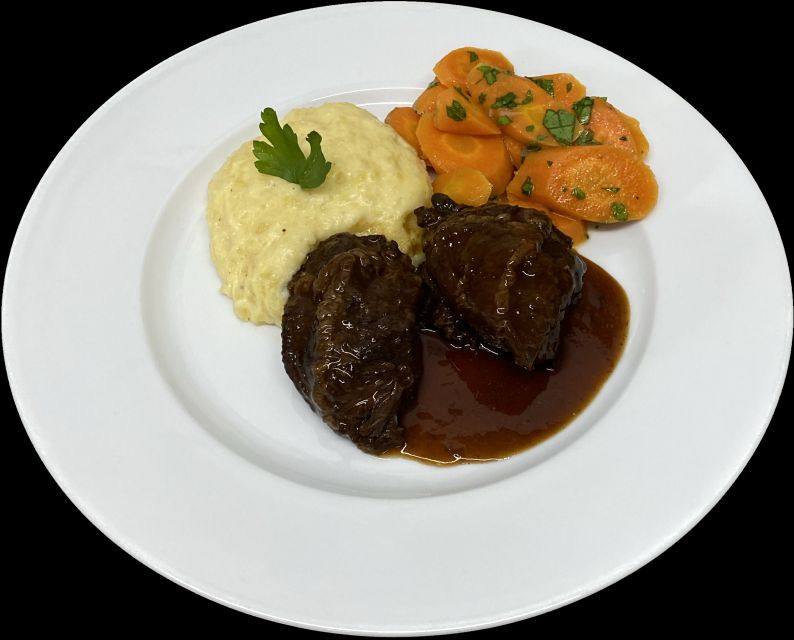 Berlin: Dinner Cruise on the Spree with Prosecco - Scenic Views of Berlin’s Iconic Landmarks