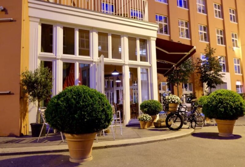 Berlin: Dinner in the Dark - Experience a One-of-a-Kind Meal in Berlin’s Dark Restaurant