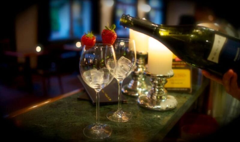 Berlin: Dinner in the Dark - Key Points