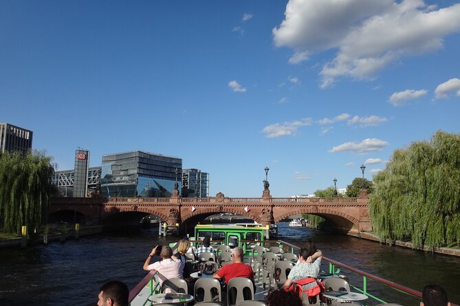 Berlin East Side Tour 2.5 hour cruise with commentary - Frequently Asked Questions