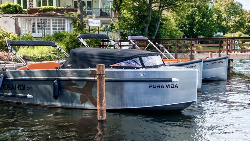 Berlin: Electric Boat Rental for self-driving 2 hrs - Who Will Enjoy This Boat Rental?
