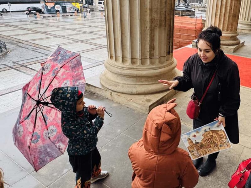 Berlin Family Tour: griffins, baguette & the Mouse King - Starting Point at the Konzerthaus in Berlin