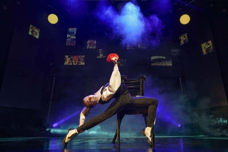 Berlin: "Flying Lights" - incl. Flying Steps  Variety Show - Key Points