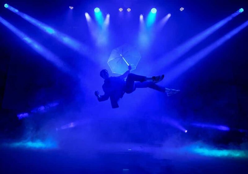 Berlin: "Flying Lights" - incl. Flying Steps  Variety Show - Practical Information for Attendees