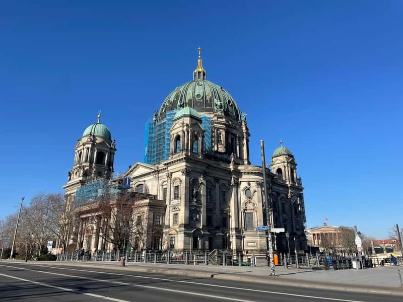 Berlin Food Tour with Full Meal and Beer - Craft Beer Tasting: Celebrating Berlin’s Brewing Tradition