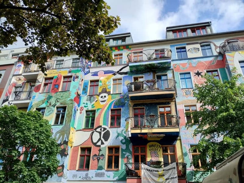 Berlin Friedrichshain: Urban Walk of Grit and Gentrification - Insider Gastro Recommendations for After the Tour