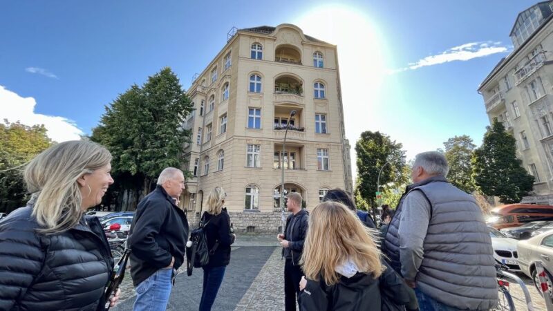 Berlin: Gourmet Food & Cultural Walking Tour - Timing, Pacing, and Overall Experience